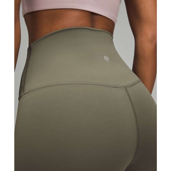 0117/0118/0119 NWT Lululemon Align High-Rise Short 4" Army Green - Picture 1 of 4